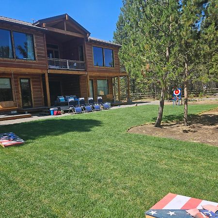 Beautiful Riverfront Near Mt Bachelor With Hot Tub 벤드 외부 사진