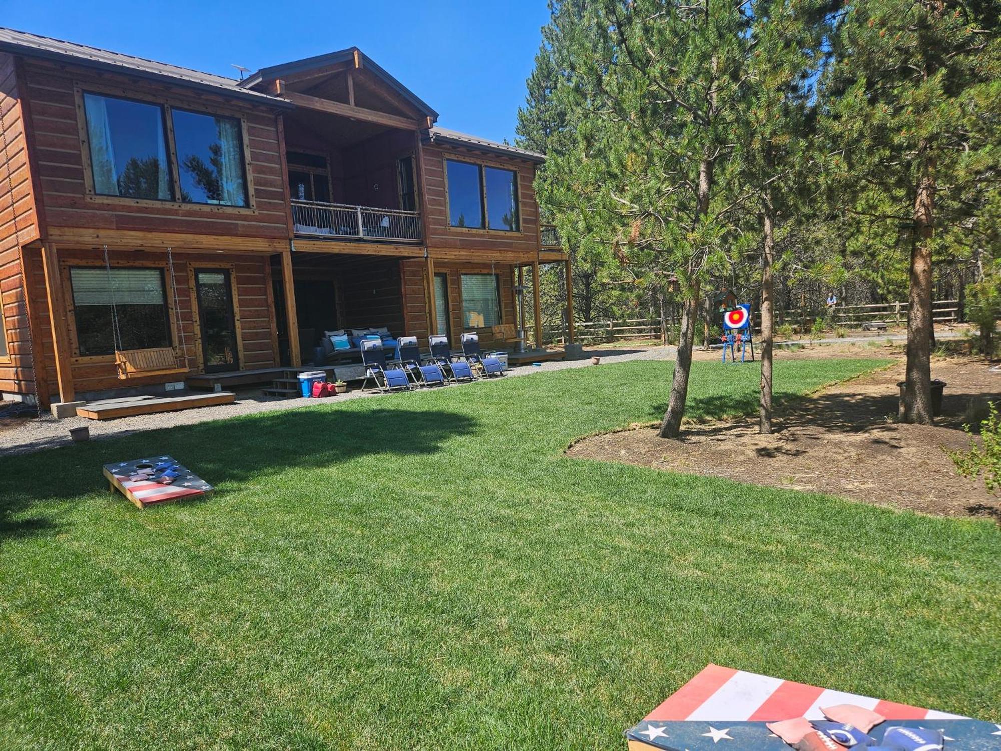 Beautiful Riverfront Near Mt Bachelor With Hot Tub 벤드 외부 사진