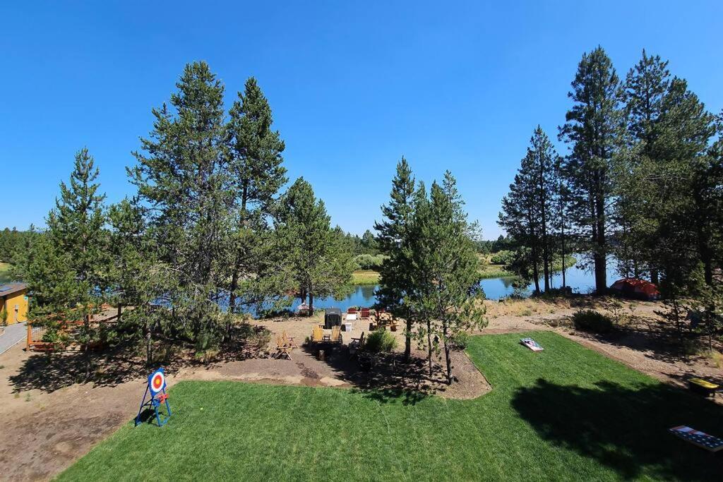 Beautiful Riverfront Near Mt Bachelor With Hot Tub 벤드 외부 사진